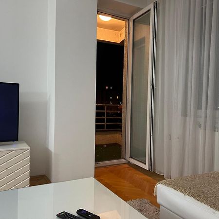 Karas Apartments Skopje Zewnętrze zdjęcie