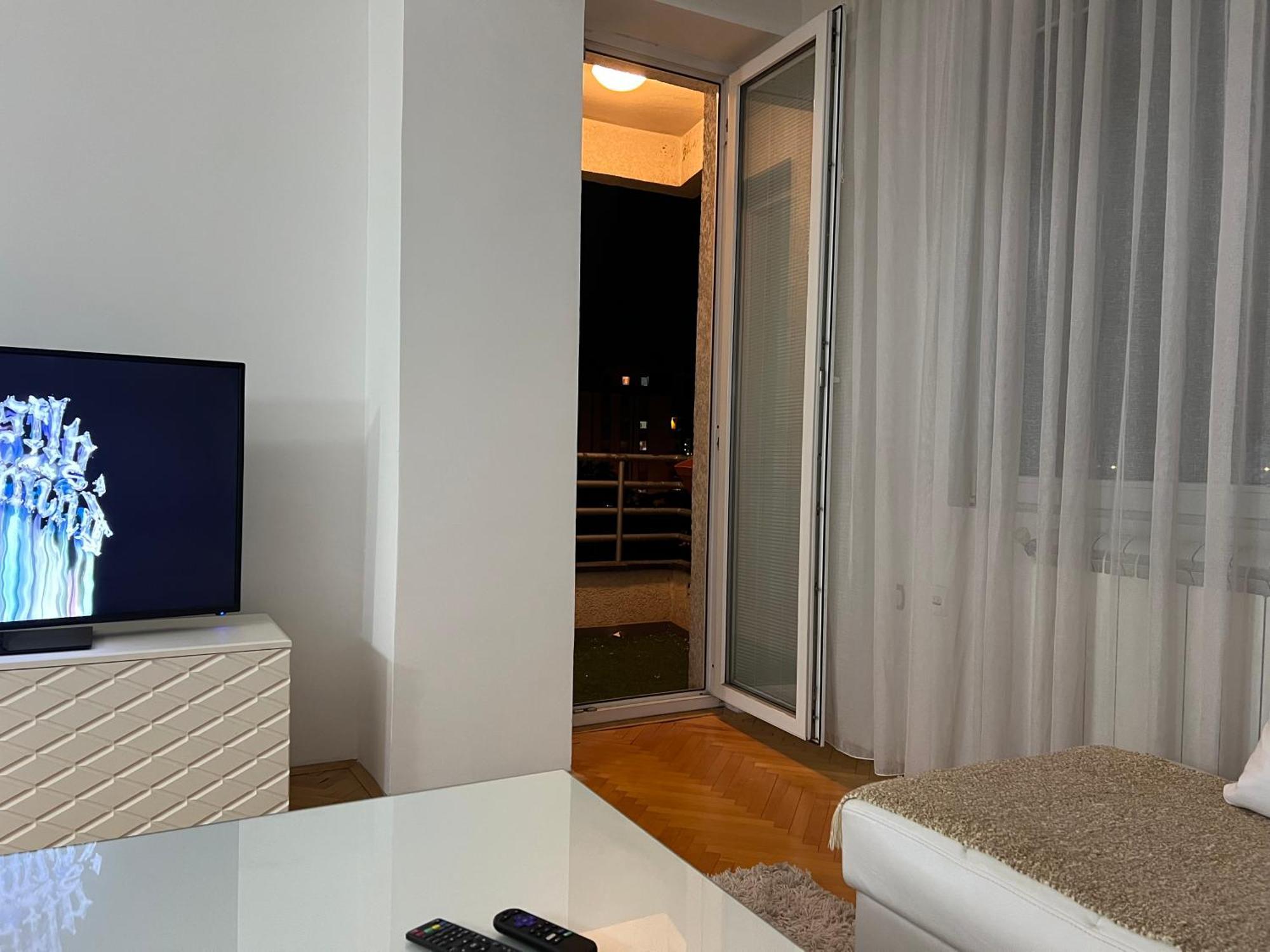 Karas Apartments Skopje Zewnętrze zdjęcie